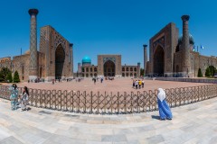 k-P1067622-Pano